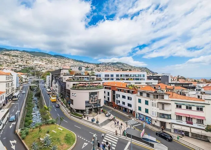 Super Floor Funchal (Madeira)