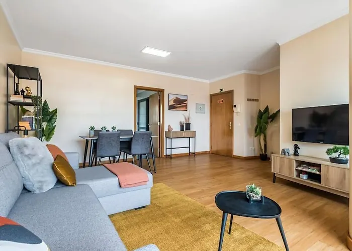 דירה Super Floor פונשל